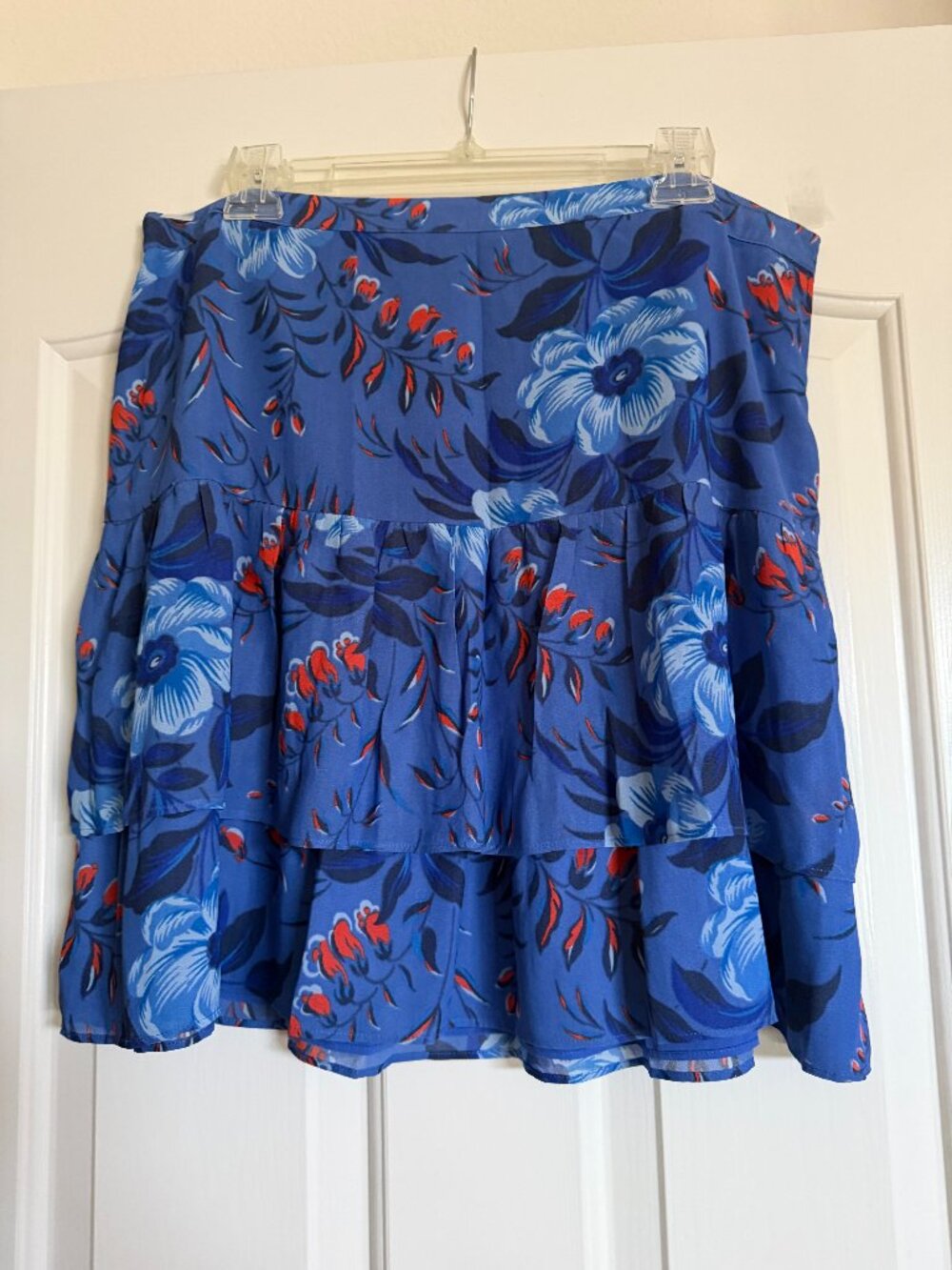 NWT Loft Size 12 Blue Floral Skirt